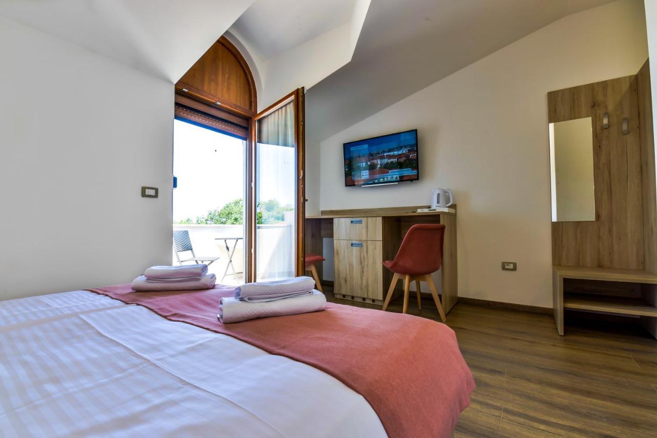 Casa Istriana Dajla Rooms Novigrad  Екстер'єр фото
